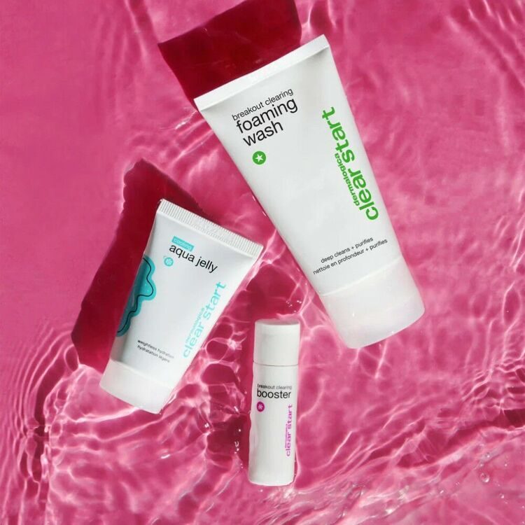 CLEARSTART BREAKOUT CLEARING KIT Лікувальний набір "Очищення та догляд за проблемною шкірою"
